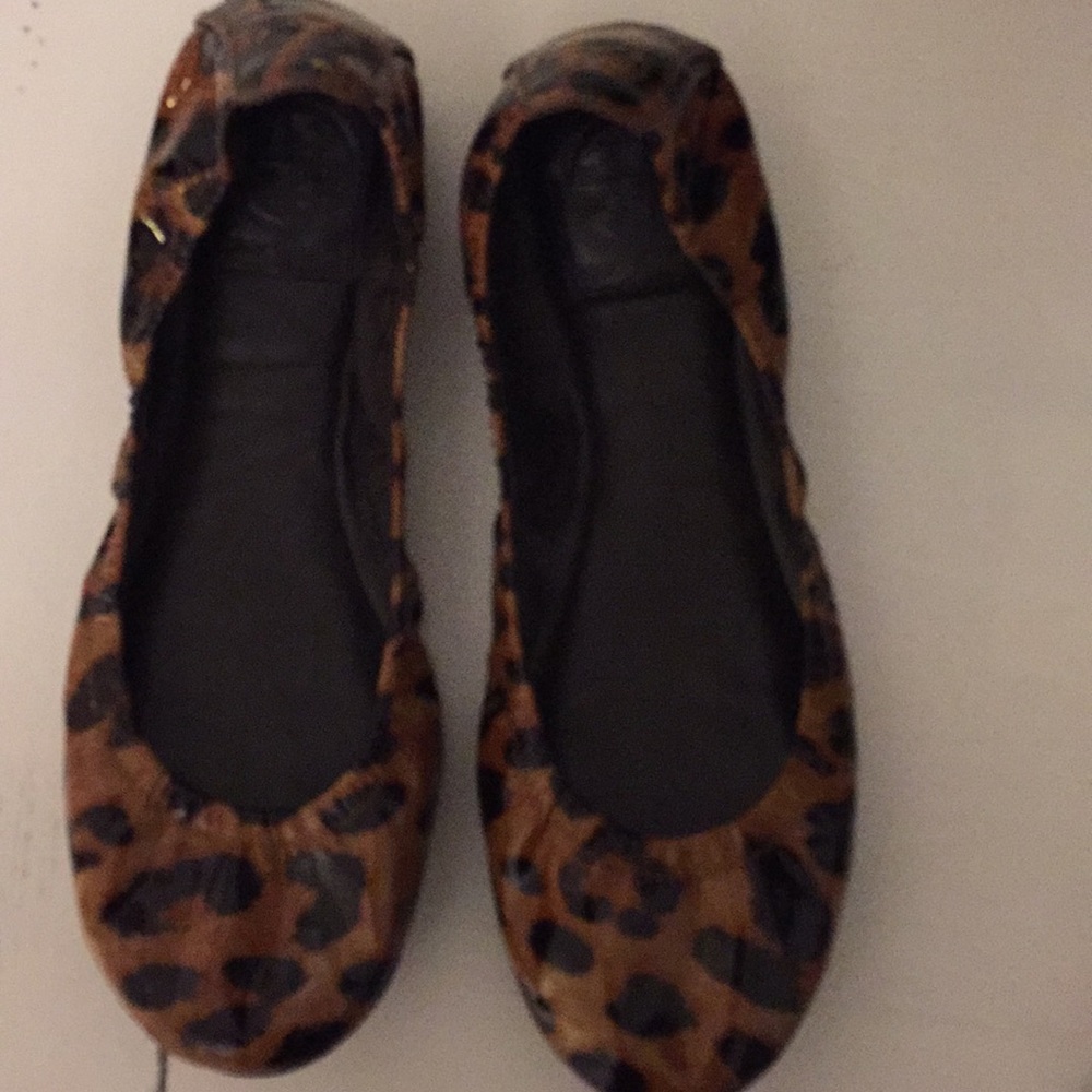 Tory Burch cheetah  flats